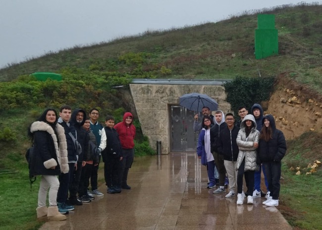 Деца от Разград и техни връстници от Турция работят заедно по теми, свързани с опазване на околната среда 