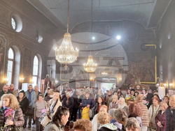 Пловдив - Св. Мина - митрополит - литургия