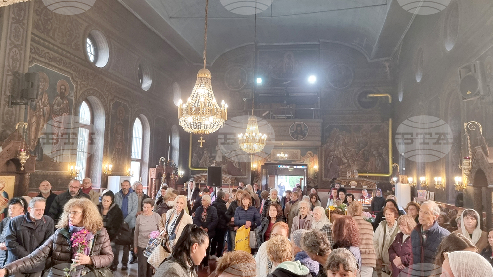 Пловдив - Св. Мина - митрополит - литургия