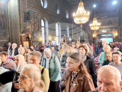 Пловдив - Св. Мина - митрополит - литургия