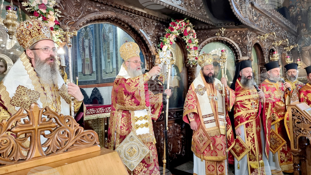 Свети Мина невидимо помага на вярващите, но за това е нужна искрена вяра и чиста, смирена молитва, каза Пловдивският митрополит Николай