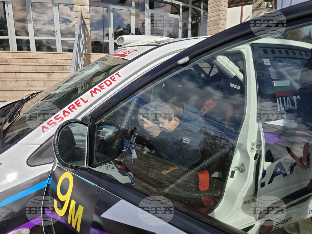 Панагюрище - Илия Царски и децата от дневен център „Дъга“