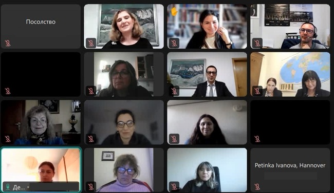Над 50 души се включиха в онлайн среща на представители на български неделни училища в Германия, организирана от Посолството ни в Берлин