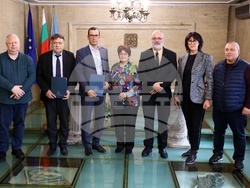 Столична община - СУ - АИА - Меморандум за сътрудничество