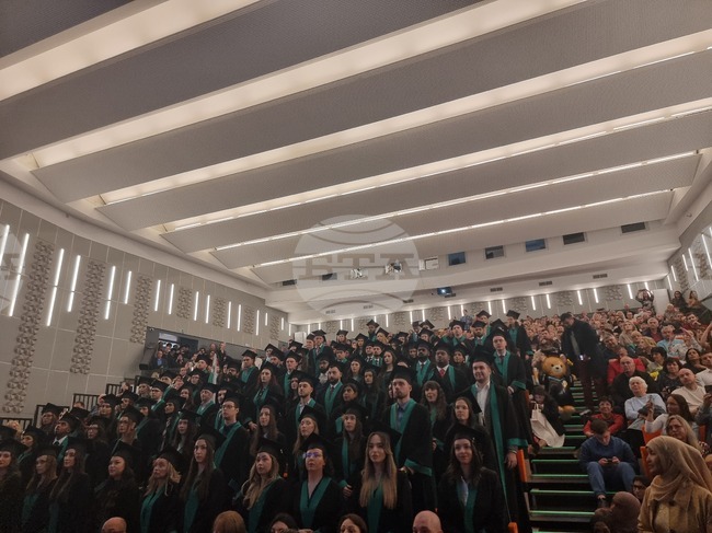 Млади лекари, завършили Тракийския университет през 2025 г., получиха своите дипломи