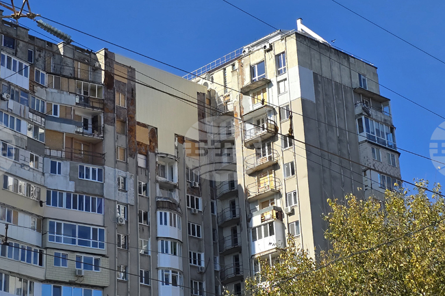 Осем ракети атакуват Одеса и областта, силни взривове отекват в града, съобщават в местните канали в Телеграм