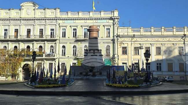 Трима души пострадаха при атаката с дронове в Одеса през нощта, съобщи областният управител