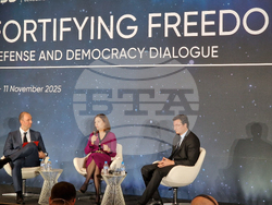 „Диалог за отбрана и демокрация. Крепост на свободата“ - форум