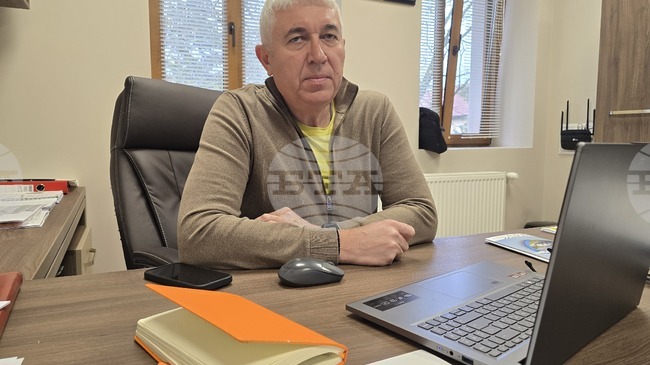 Трудно се намират висококвалифицирани кадри за селското стопанство в Свищов, каза за БТА управителят на “Сортови семена Елит 2001“ ЕООД Иван Караджов