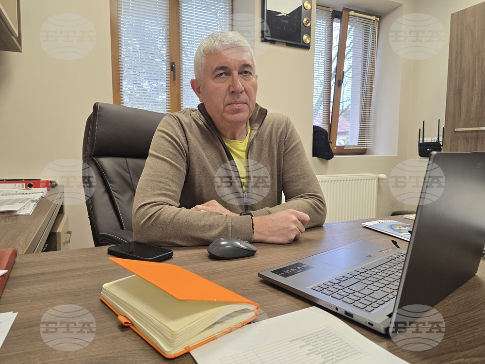 Трудно се намират висококвалифицирани кадри за селското стопанство в Свищов, каза за БТА управителят на “Сортови семена Елит 2001“ ЕООД Иван Караджов