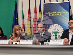 Стара Загора - Национален форум „Заедно в борбата с кибертормоза над деца“