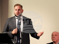 Снимка: Министерство на младежта и спорта