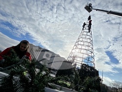 Коледна украса - НДК- монтаж