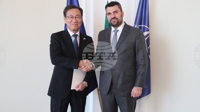 Външният министър Георг Георгиев проведе прощална среща с посланика на Япония в България