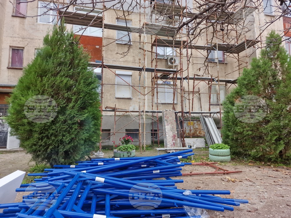 Започна саниране на жилищна сграда в Димитровград, финансирано по Механизма за възстановяване и устойчивост