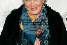 Obit Sally Kirkland