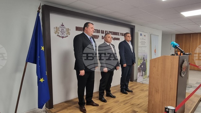 Полицията задържа 16-годишен ученик в Горна Оряховица за разпространяване на наркотични вещества около училищата