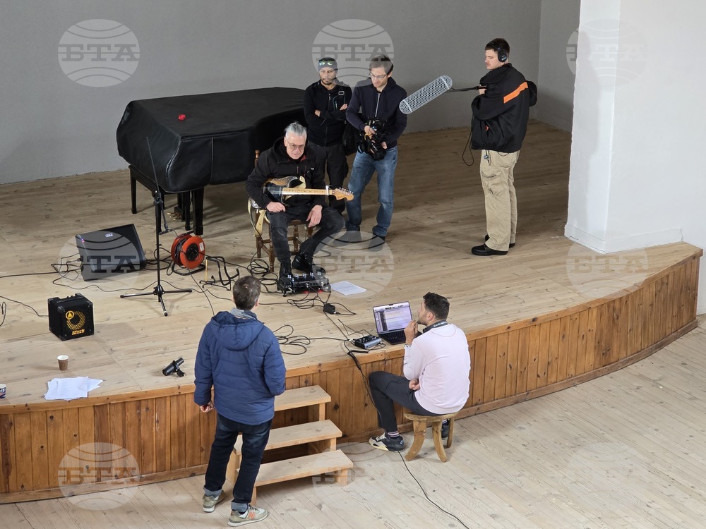 Stefan Valdobrev, The Usual Suspects Record Song in Community Centre in Kovachevitsa Village