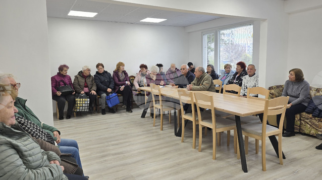 Нов клуб за пенсионери и хора с увреждания беше открит в Панагюрище