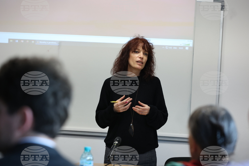 Нов български университет - „Моралът е доброто“ - Кристиан Таков