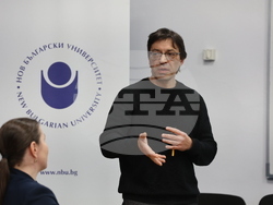 Нов български университет - „Моралът е доброто“ - Кристиан Таков