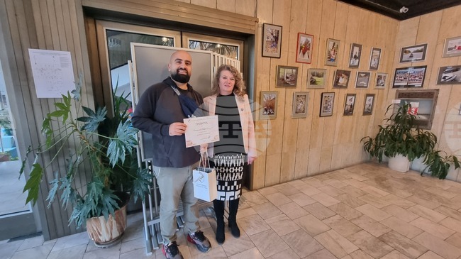 Наградиха победителите от фотоконкурса „Смолян чете“