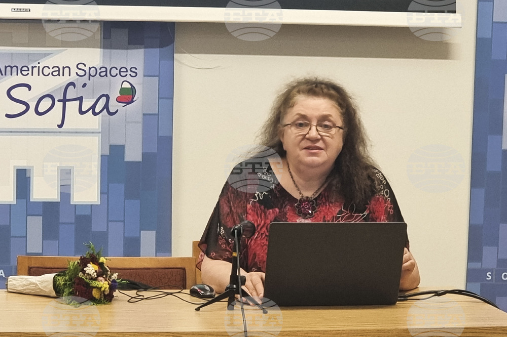 Проф. Радостина Александрова - лекция - вируси