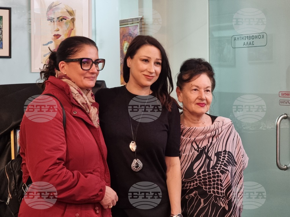 Ямбол - изложба на Антония Котева - откриване