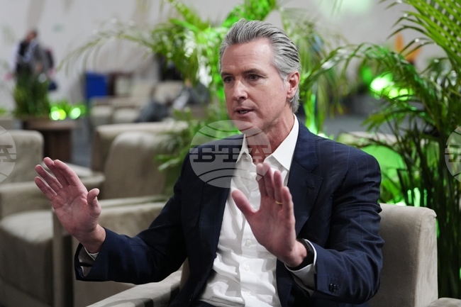 Губернаторът на Калифорния заяви, че правителството на Тръмп подхожда "глупаво" към зелената енергия