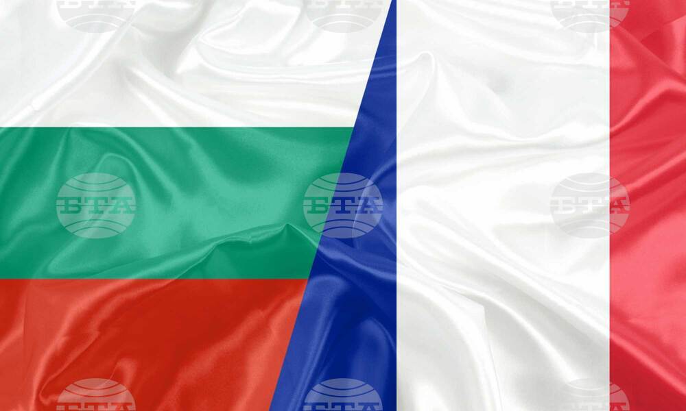 Defence Minister and French Ambassador Discuss Bilateral Military Cooperation