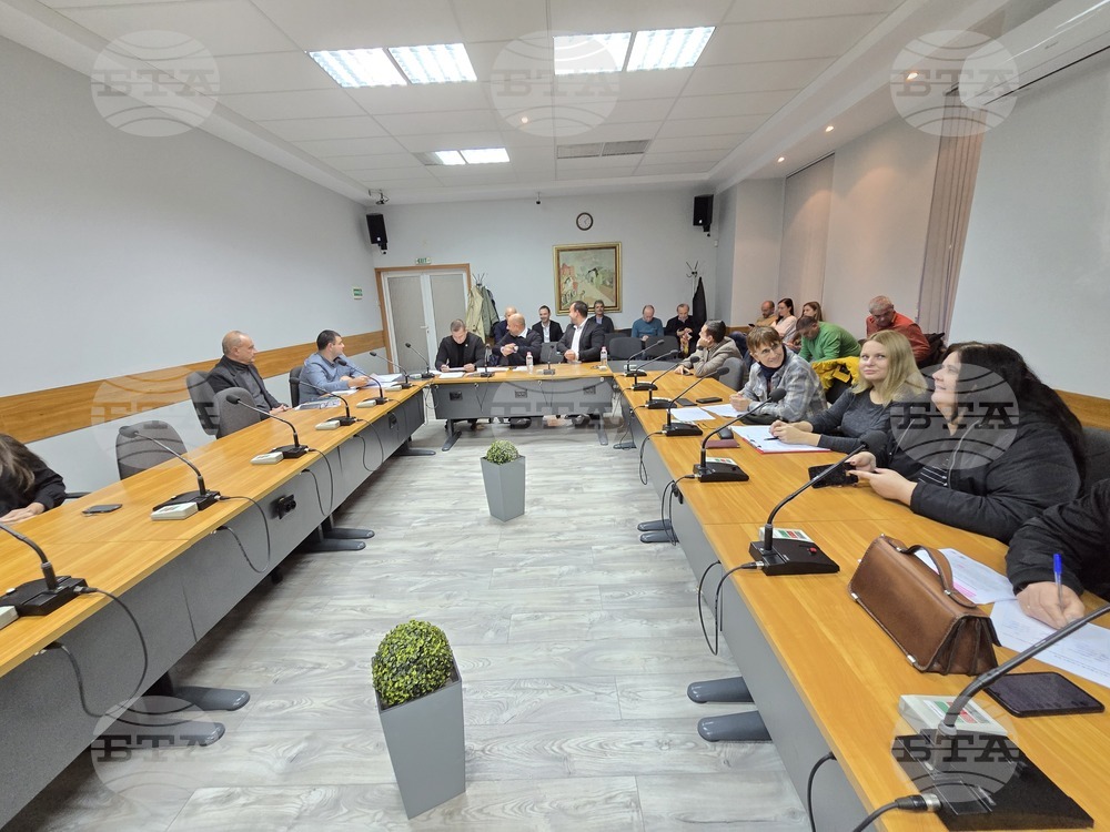 Ловеч - обществено обсъждане - дълг