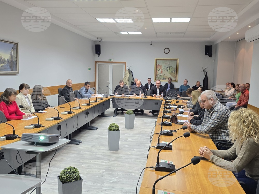 Ловеч - обществено обсъждане - дълг