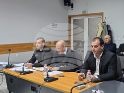 Ловеч - обществено обсъждане - дълг