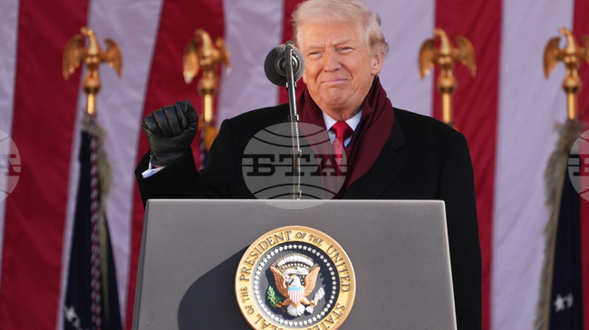 Тръмп заяви, че се чувства длъжен да предприеме действия срещу Би Би Си