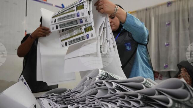 Избирателна активност на парламентарните избори в Ирак надхвърли 55%, каза избирателната комисия на страната