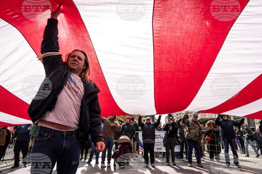 APTOPIX Veterans Day Parade New York