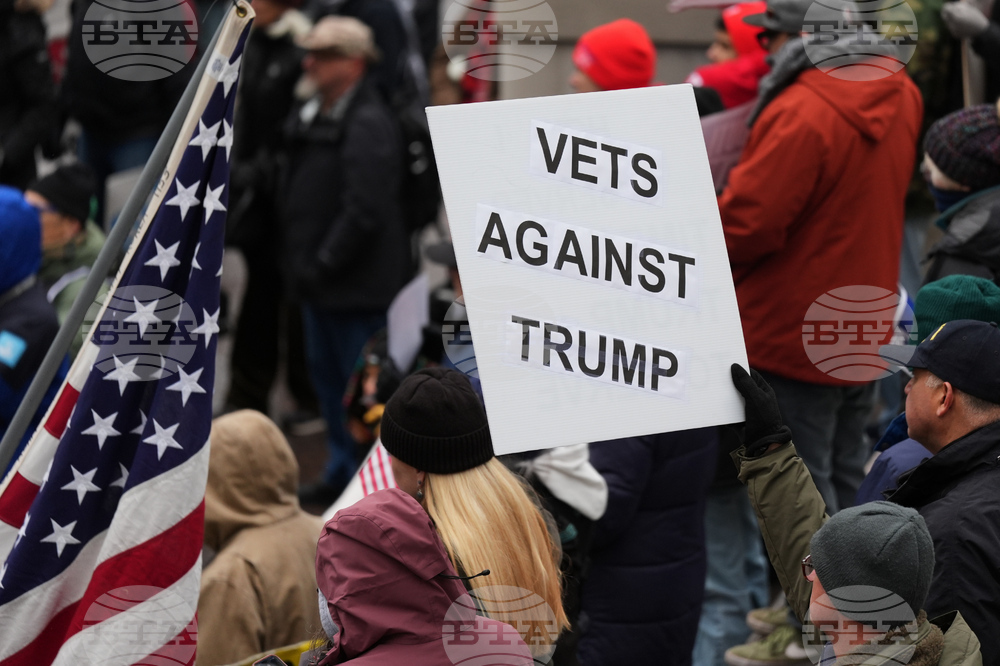 Veterans Protest Chicago