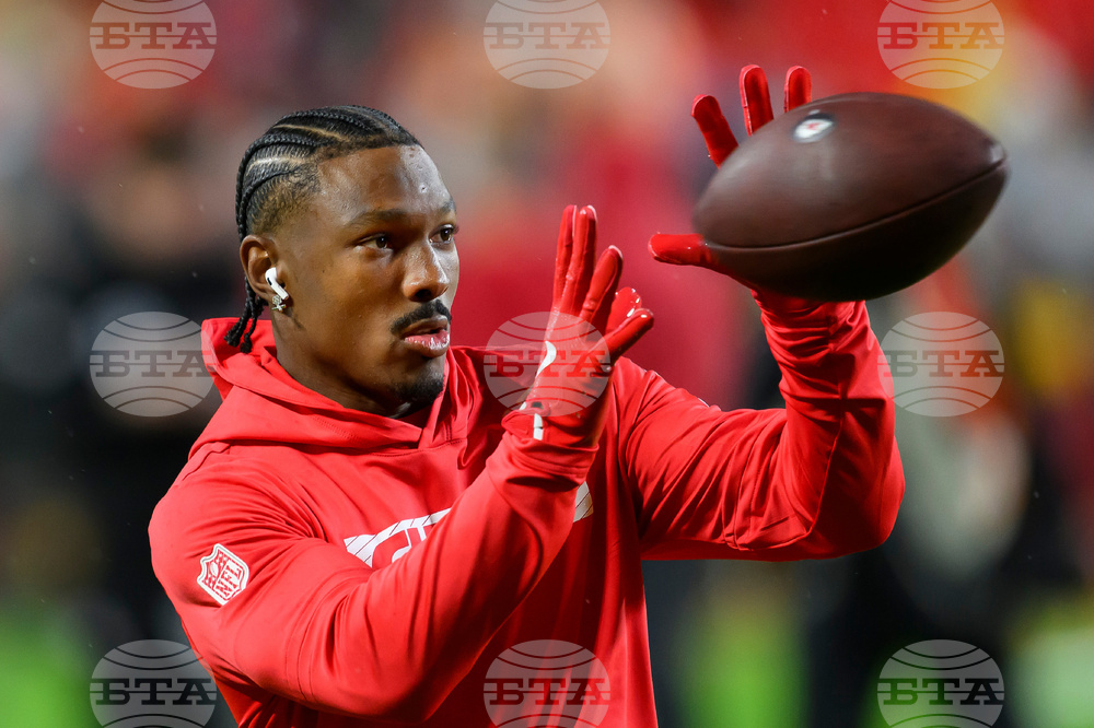 Bills Moves Football