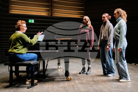 CORRECTION Switzerland Yodeling