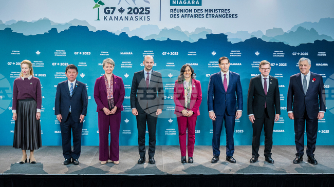 Министри от Г-7 ще обсъдят днес в Канада Украйна и бъдещето на Газа