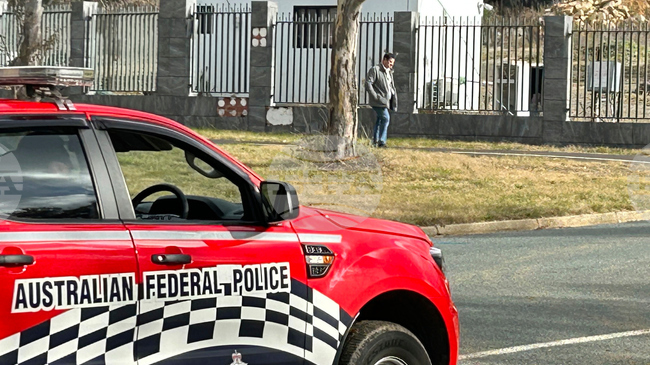 Арестуваха ясновидка в Сидни за предполагаема измама за близо 50 милиона долара