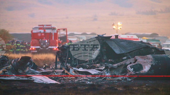 Падналият в Грузия турски военен самолет вероятно се е разпаднал във въздуха, смятат авиоексперти 