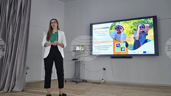 Деца от Свищов и Белене направиха 104 наблюдения на биоразнообразието в природен парк „Персина" по европейски проект 