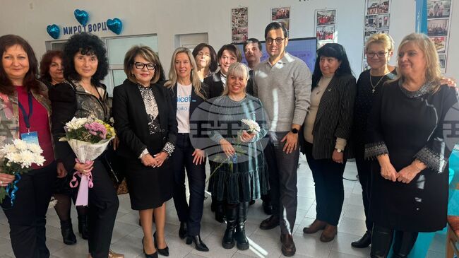 Министерството на образованието и УНИЦЕФ ще работят за създаването на по-безопасна онлайн среда за учениците