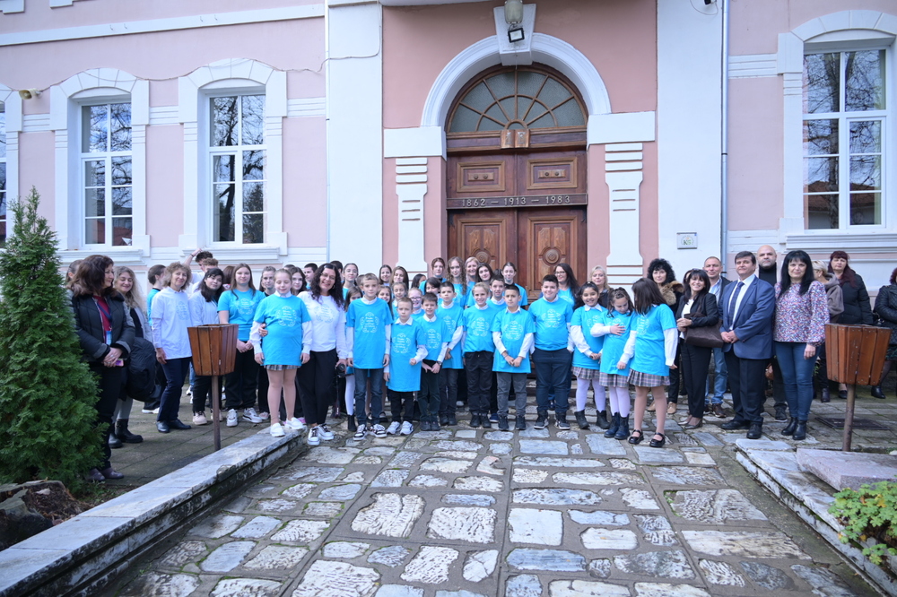 УНИЦЕФ и МОН обединяват усилия за справяне с онлайн тормоза и изграждане на дигитални и медийни компетентности в училище