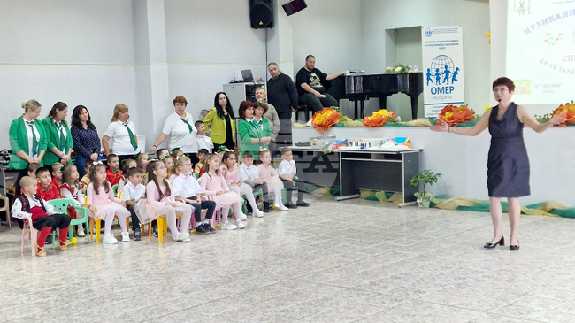 Спектакълът „Музикални вълшебства III. Да се забавляваме заедно!" бе представен в Шуменския университет