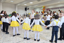 Шумен - спектакъл „Музикални вълшебства III. Да се забавляваме заедно!“ - представяне