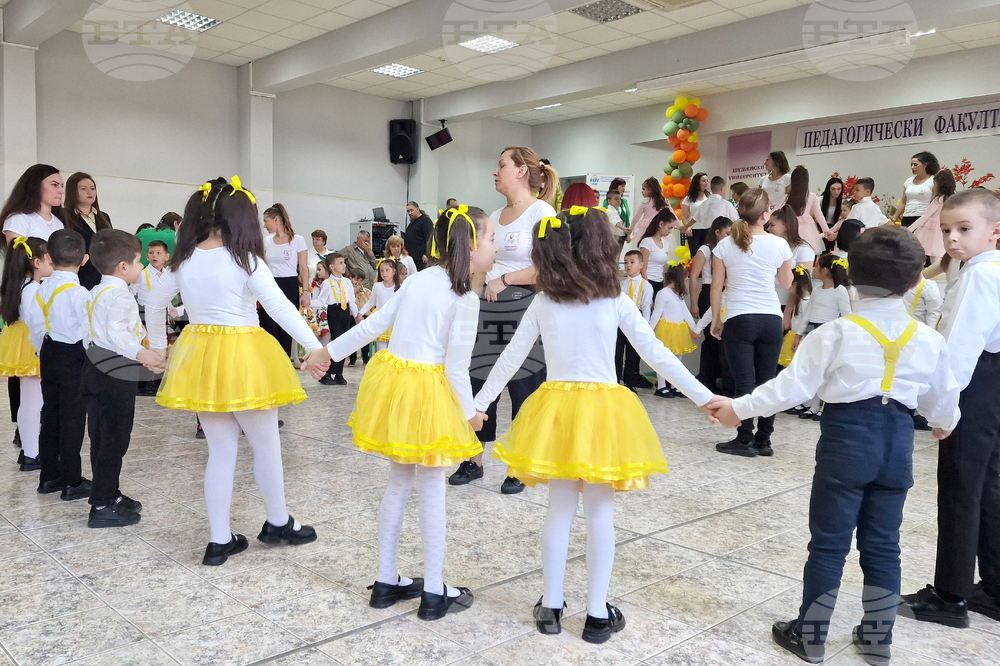 Шумен - спектакъл „Музикални вълшебства III. Да се забавляваме заедно!“ - представяне