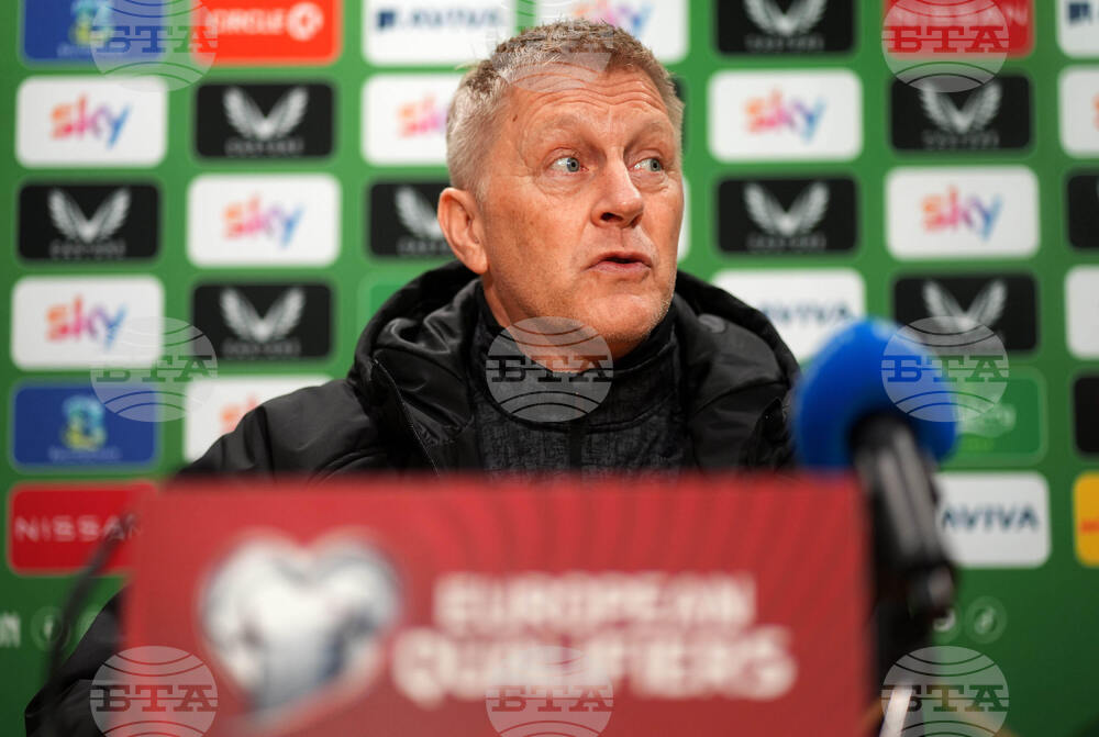 Селекционерът на Ирландия Халгримсон: „Не можем да играем ва банк срещу Португалия“