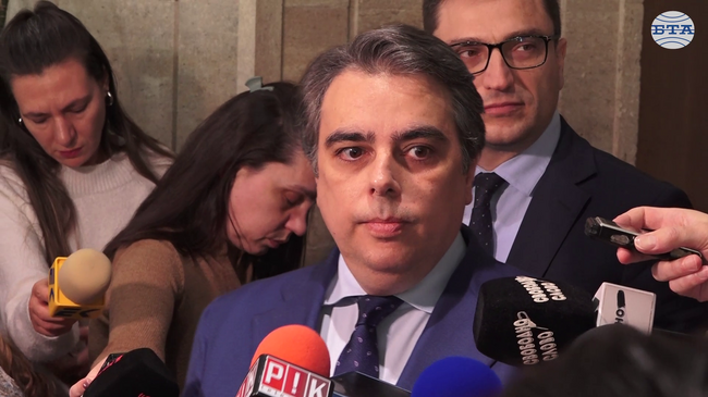 Трябва най-накрая да се стигне до съгласие за бюджет, който не натоварва с допълнителни данъци и осигуровки, заявиха от ПП